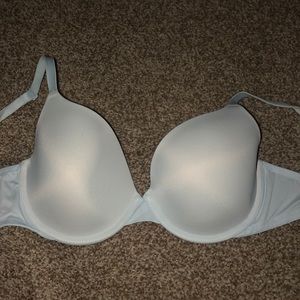 Victoria’s Secret pink bra